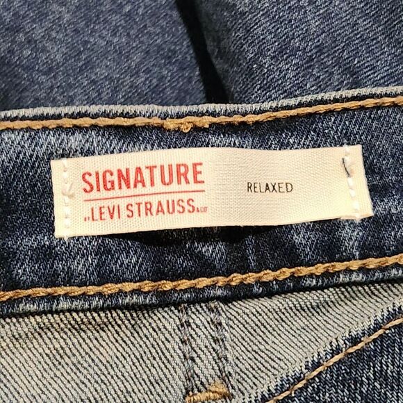 Levis Strauss Signature Jeans Size 32x34 Blue Relax Flex Moves With You. - Picture 8 of 11